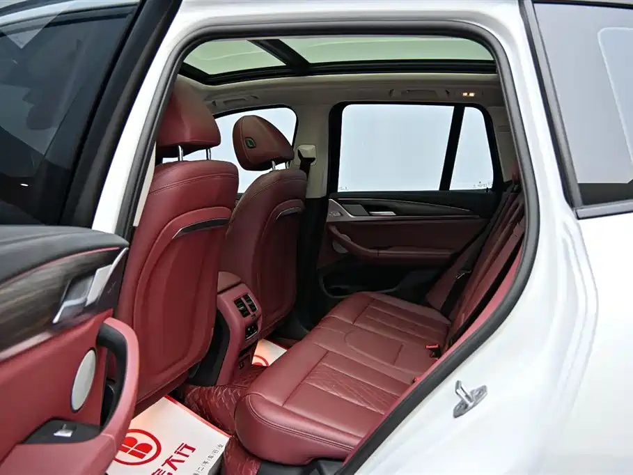 BMW X3 2024 — фото 11