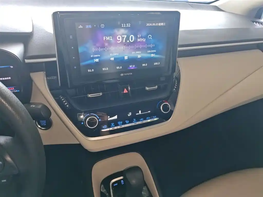Toyota Corolla 2019 — фото 20