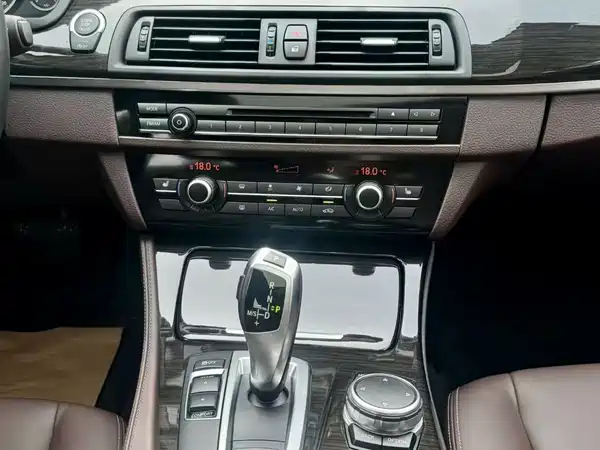BMW 5 Series 2017