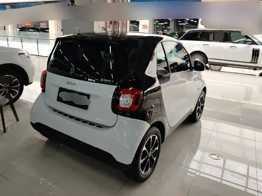 smart fortwo 2016 — фото 3