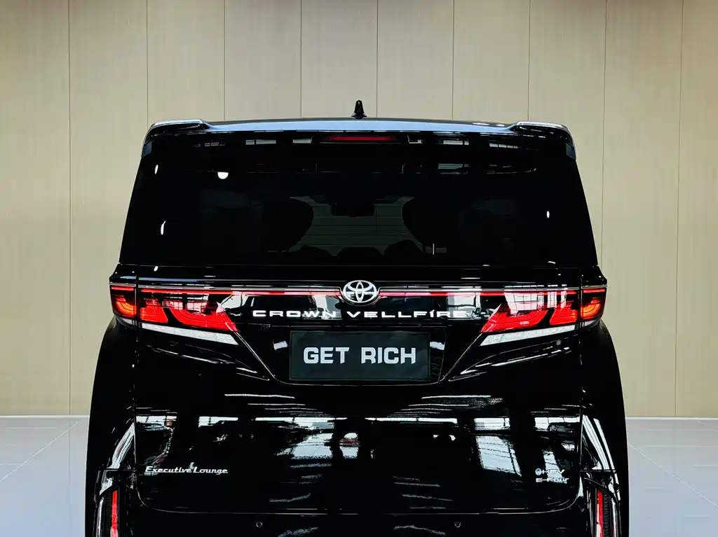 Toyota Vellfire 2025 — фото 21