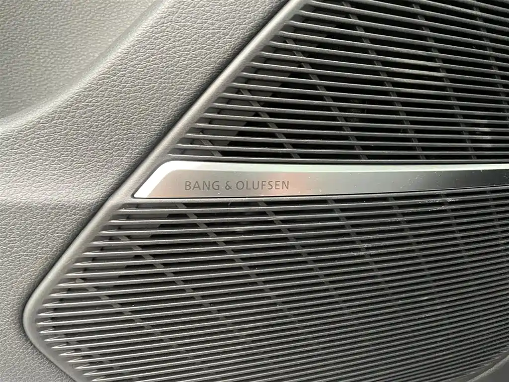 Audi Q7 2025 — фото 17