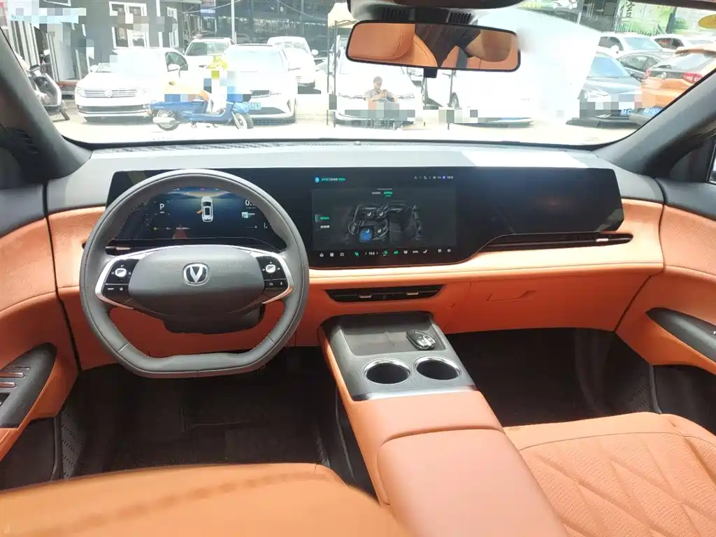 Changan CS75 PLUS 2025 — фото 10