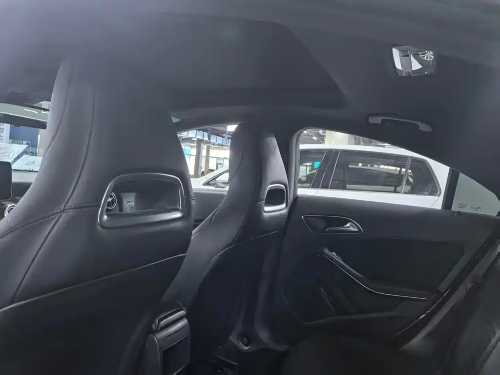 Mercedes-Benz CLA 2017 — фото 12