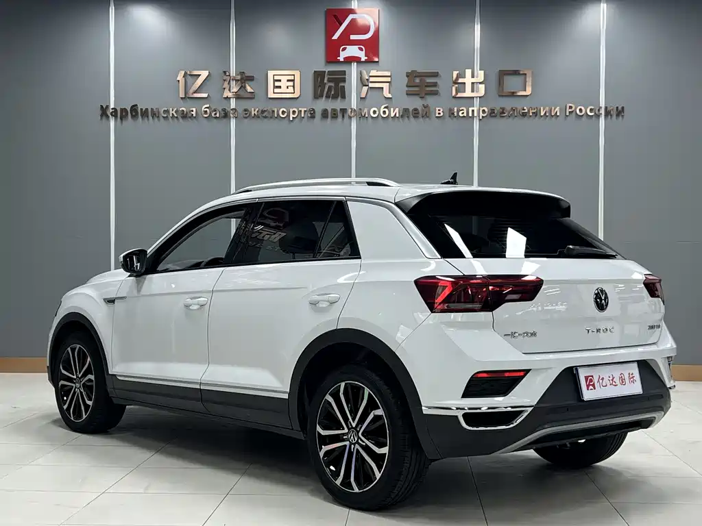 Volkswagen T-Roc 2023