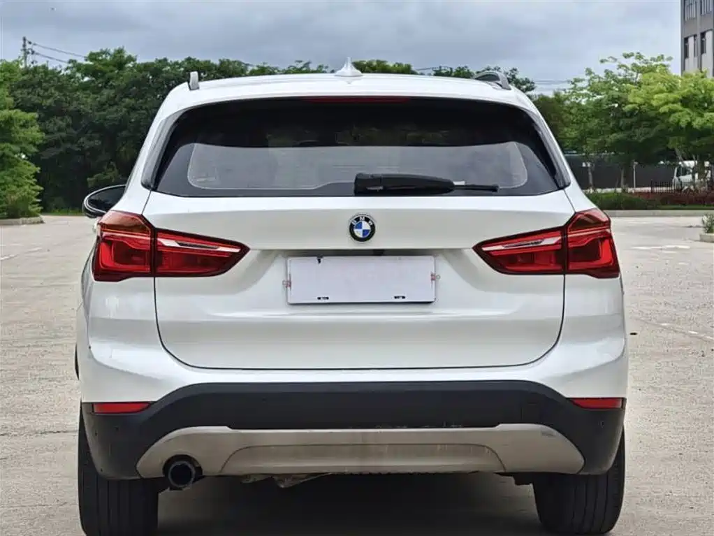 BMW X1 2017 — фото 5