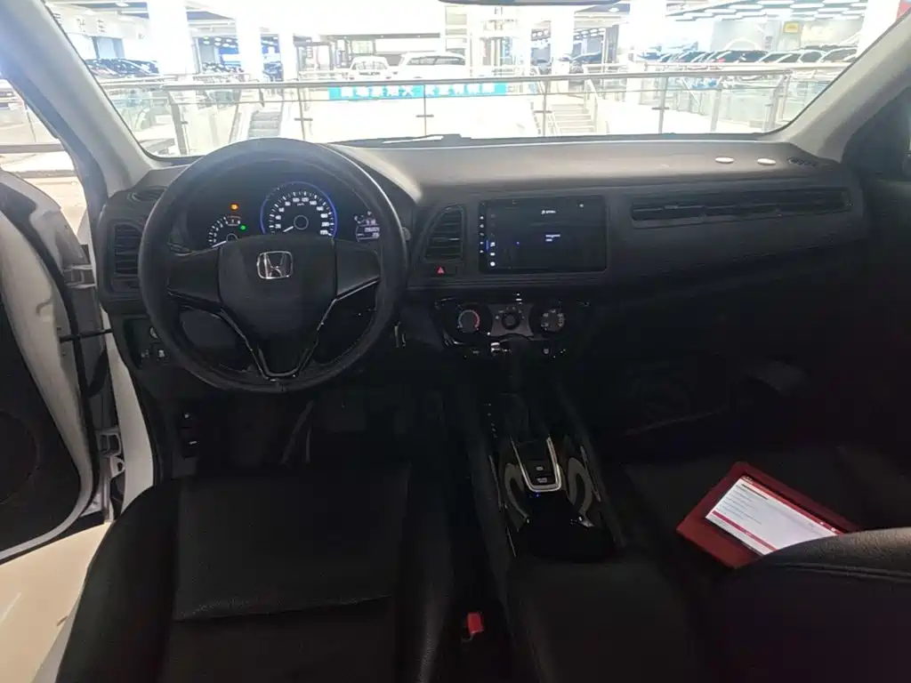 Honda Vezel 2020 — фото 10