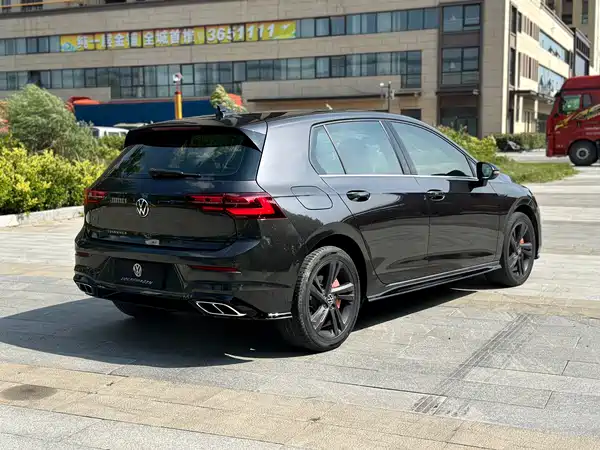 Volkswagen Golf 2022
