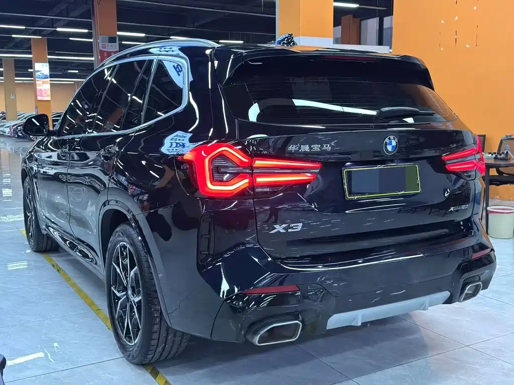 BMW X3 2022 — фото 9