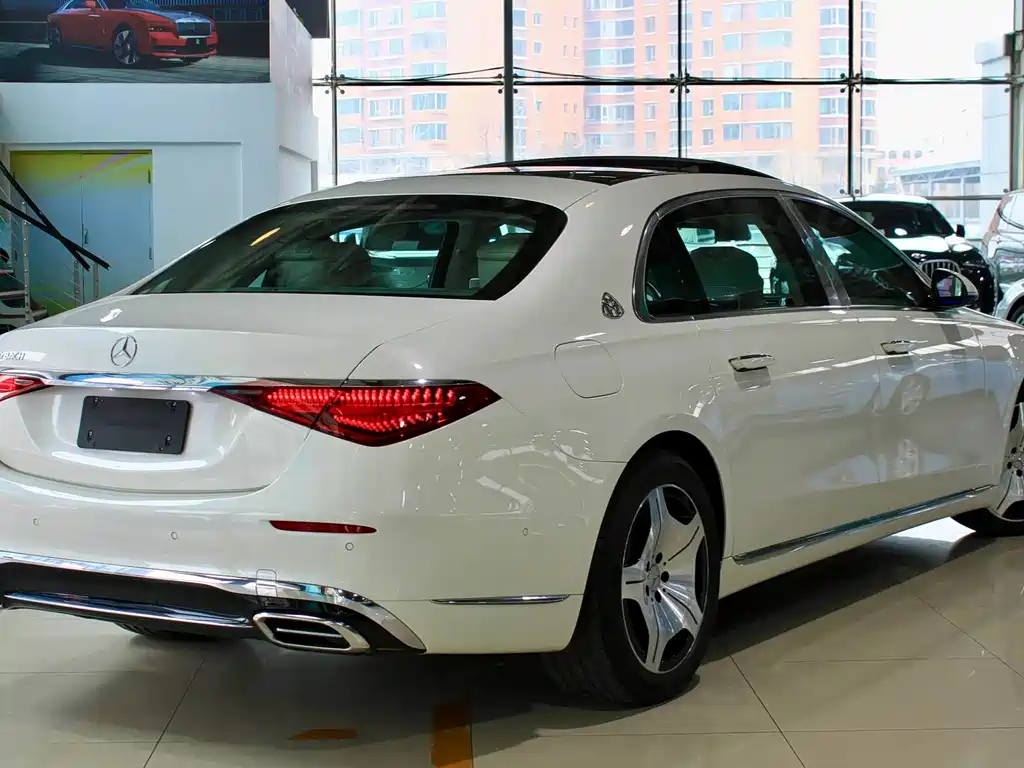 Mercedes-Benz Maybach S-Class 2024