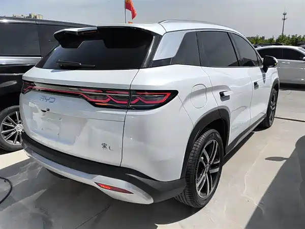 BYD Song L DM-i 2024