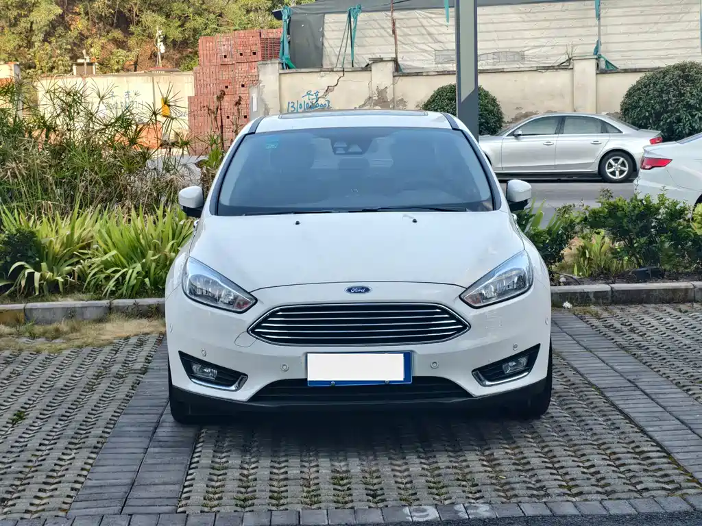 Ford Focus 2017 — фото 2