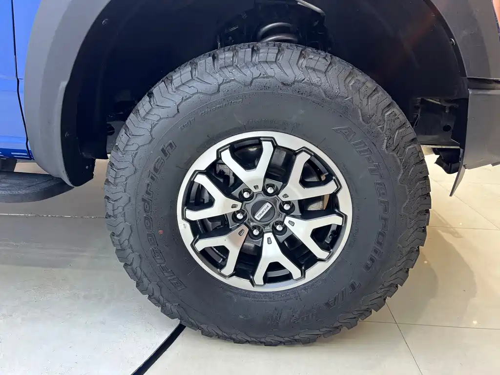 Ford F-150 Raptor 2023 — фото 25