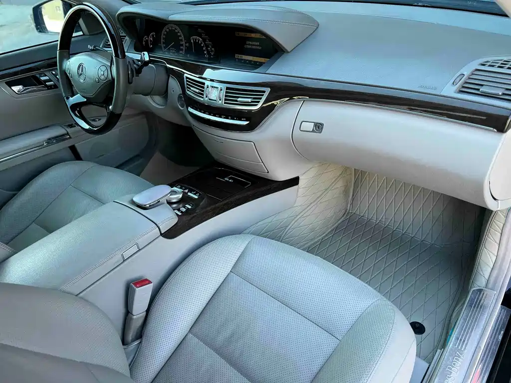 Mercedes-Benz S-Class 2012 — фото 25