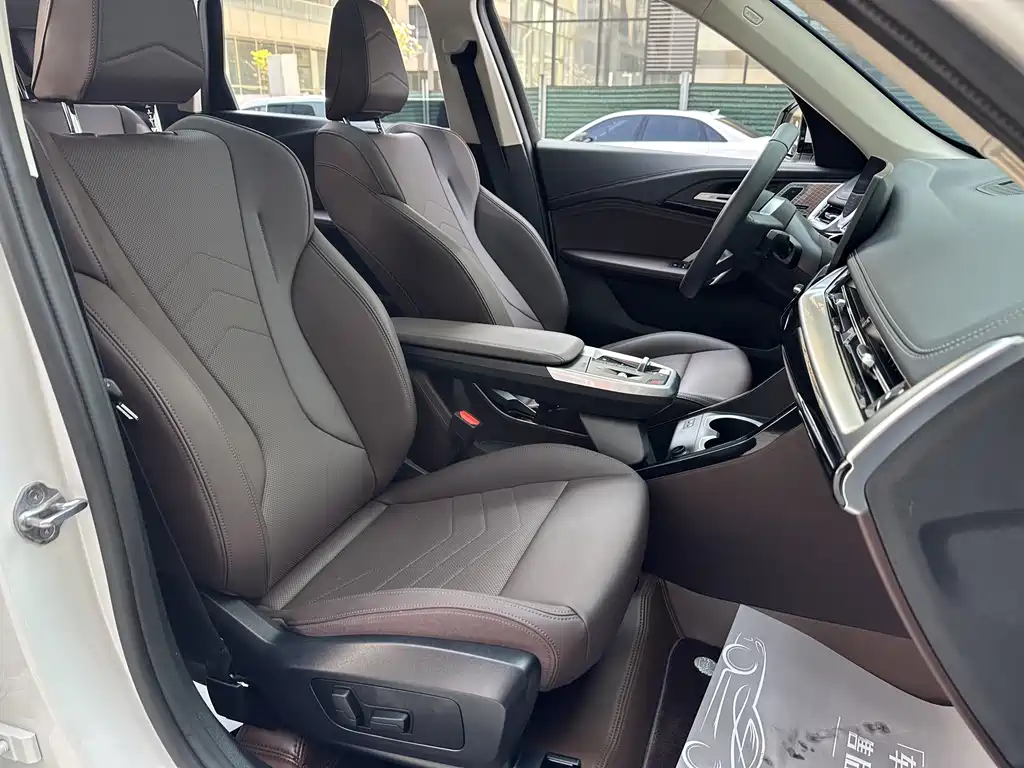 BMW X1 2025 — фото 11