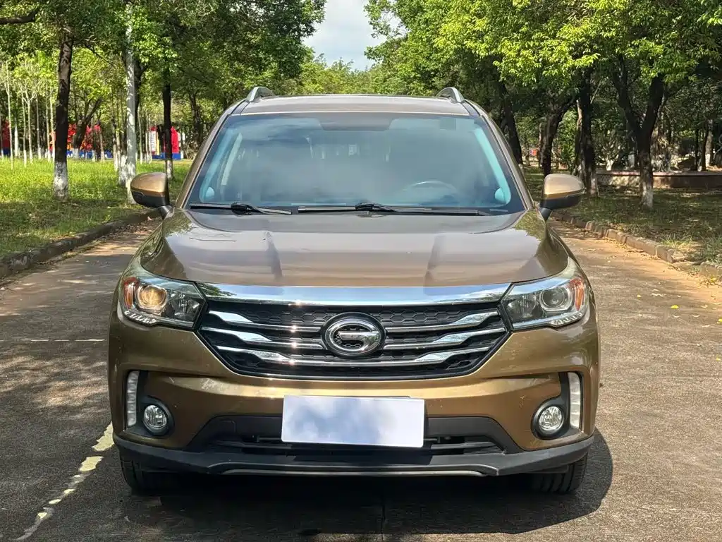 GAC Trumpchi GS4 2016 — фото 2