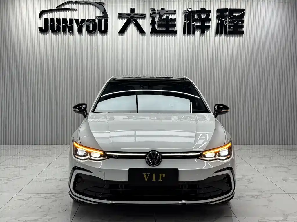 Volkswagen Golf 2023