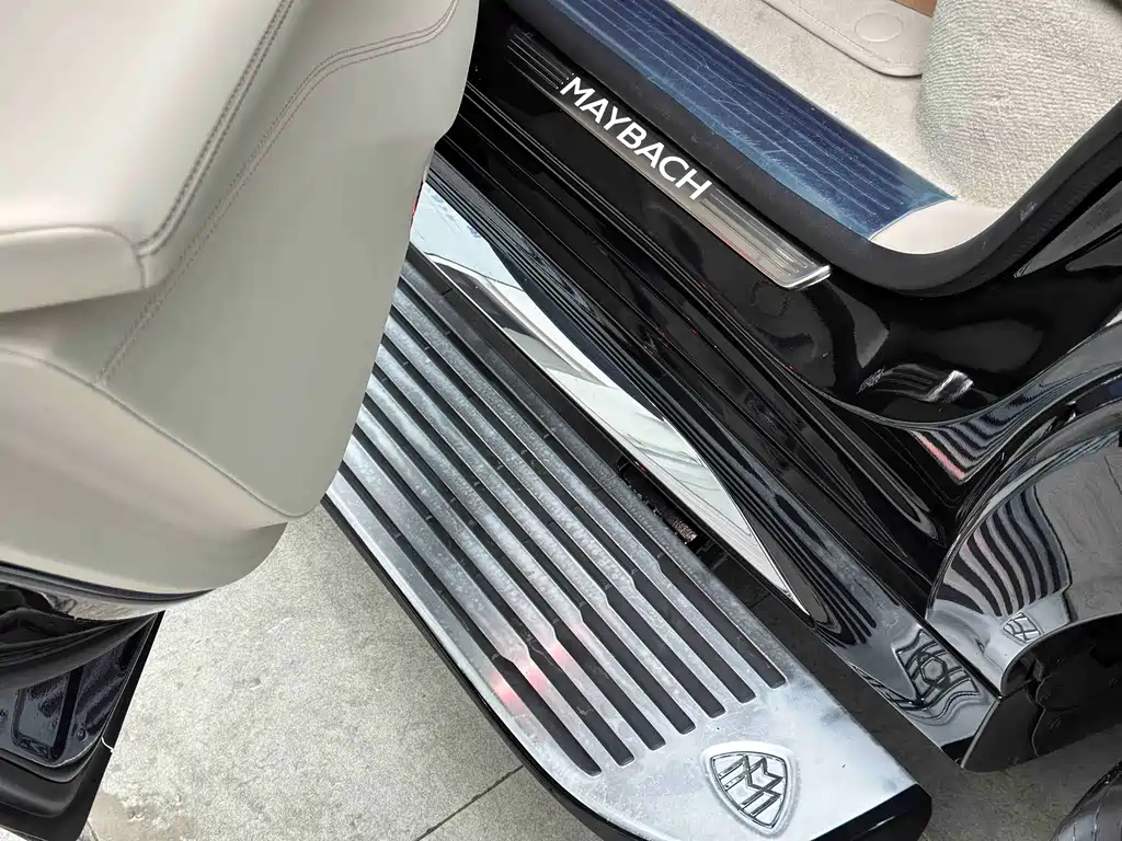 Mercedes-Benz GLS 2021 — фото 36
