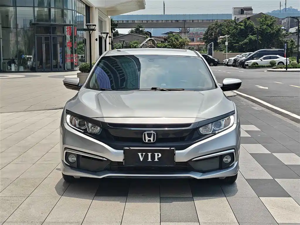 Honda Civic 2019 — фото 5