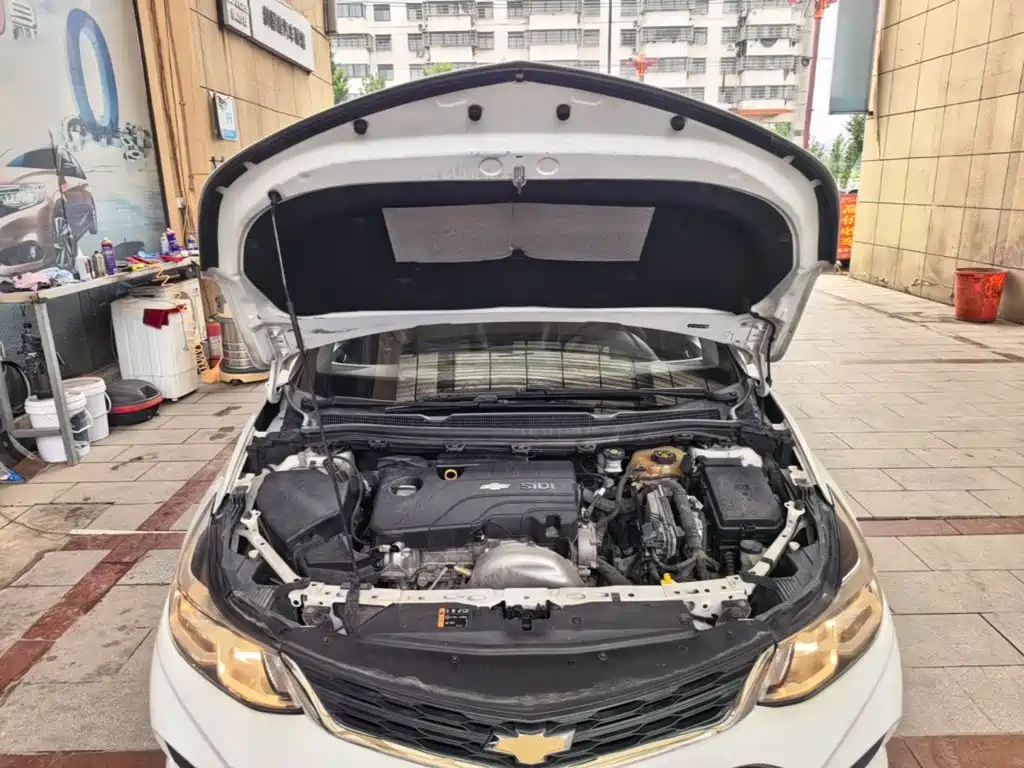 Chevrolet Cruze 2018 — фото 20