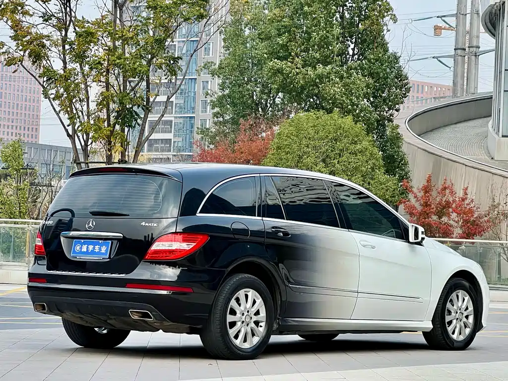 Mercedes-Benz R-Class 2014 — фото 16