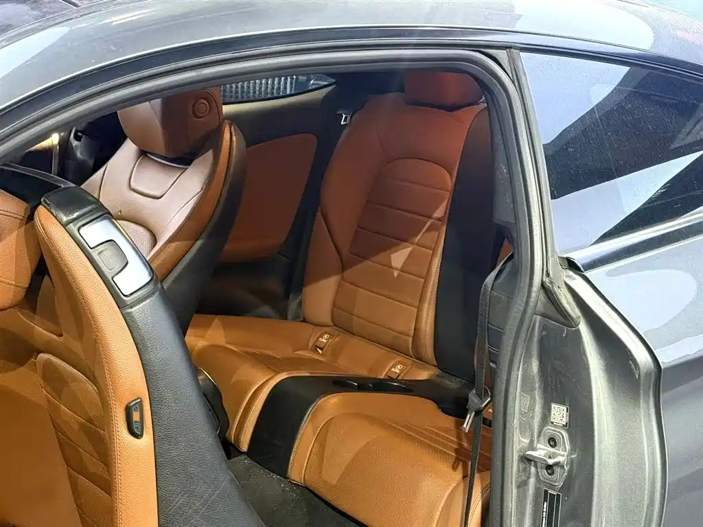 Mercedes-Benz C-Class 2019