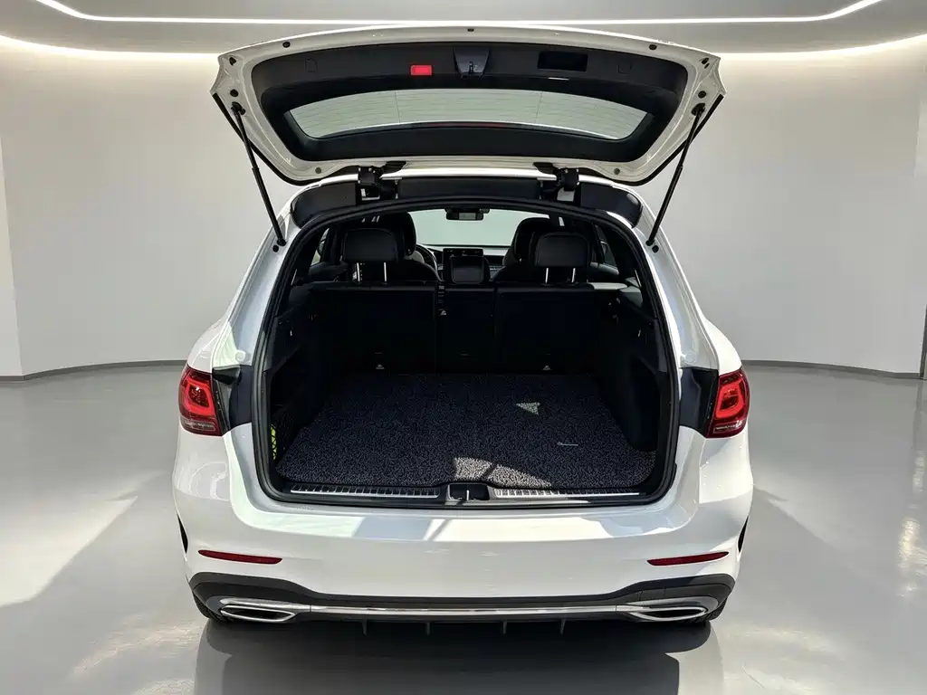 Mercedes-Benz GLC 2019 — фото 8
