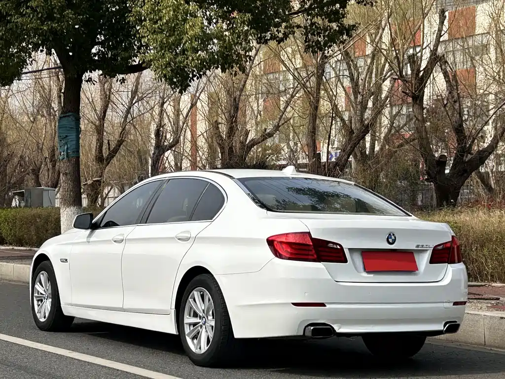 BMW 5 Series 2012