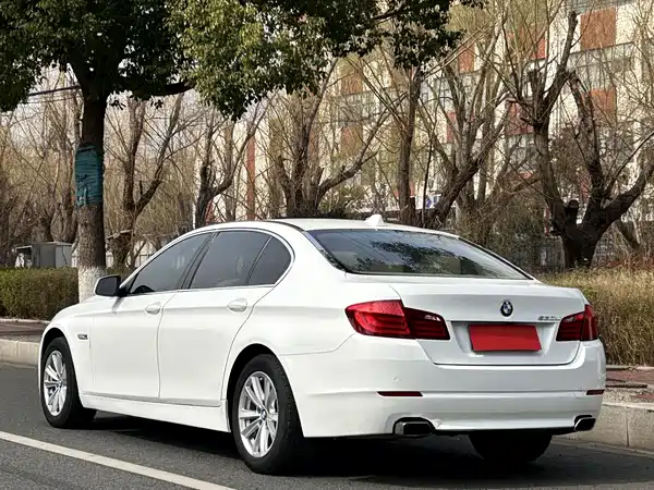 BMW 5 Series 2012