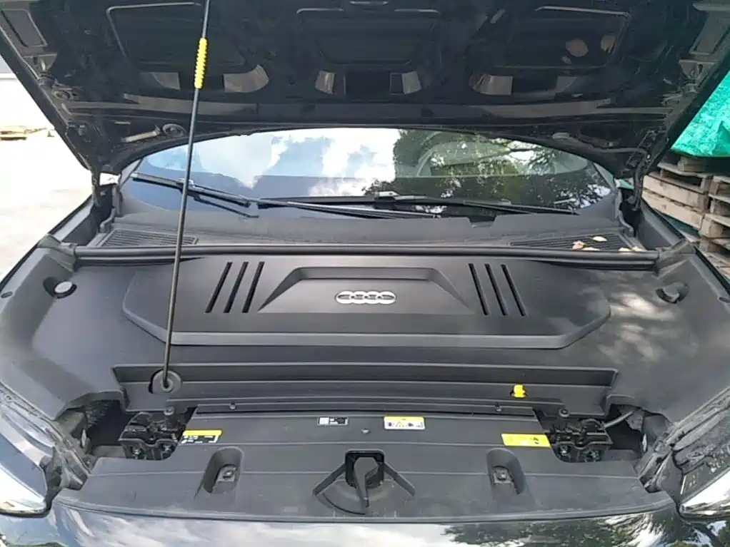 Audi Q5 E-Tron 2023 — фото 20