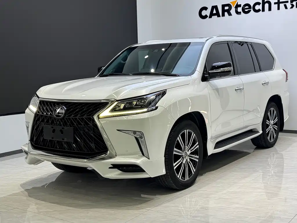 Lexus LX 2019 — фото 1