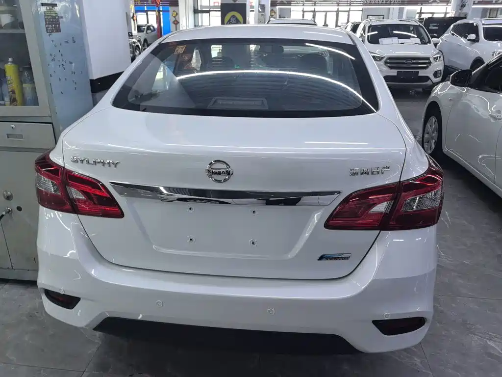 Nissan Sylphy 2017 — фото 11