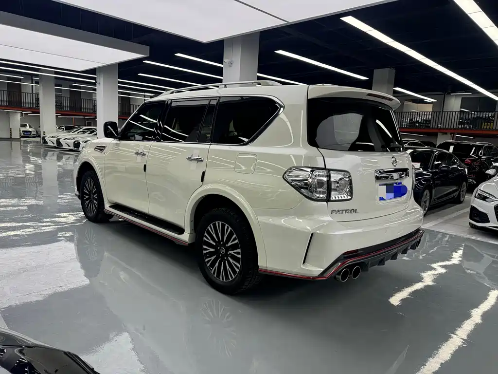 Nissan Patrol 2018 — фото 13
