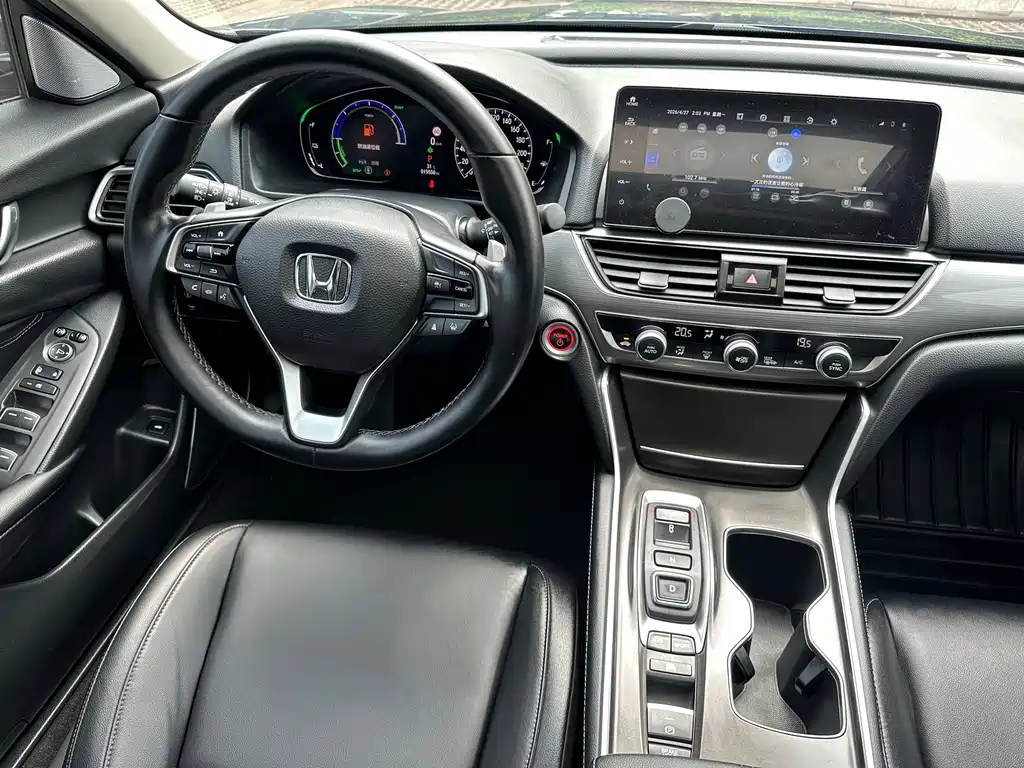 Honda Accord 2022 — фото 31