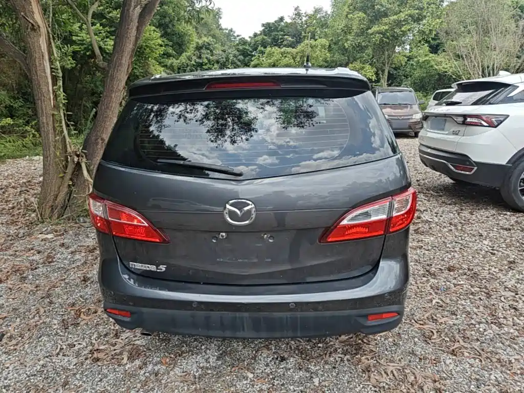 Mazda 5 2015
