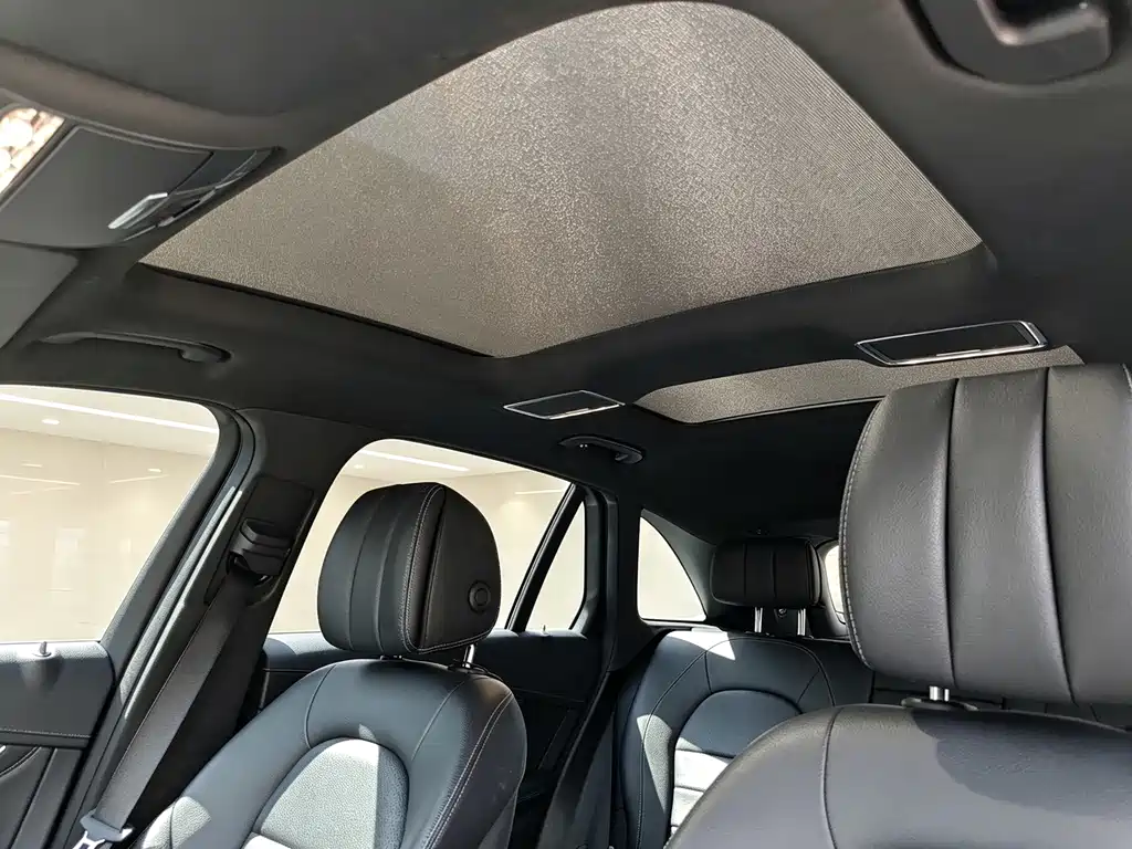 Mercedes-Benz GLC 2019 — фото 16