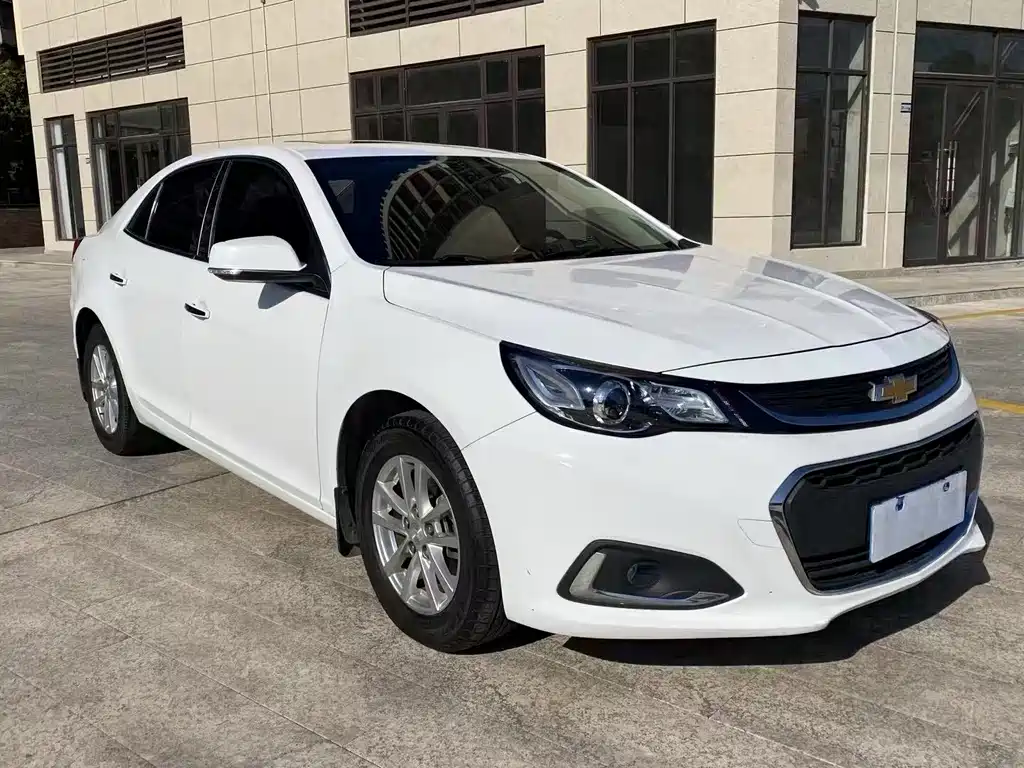 Chevrolet Malibu 2018 — фото 3