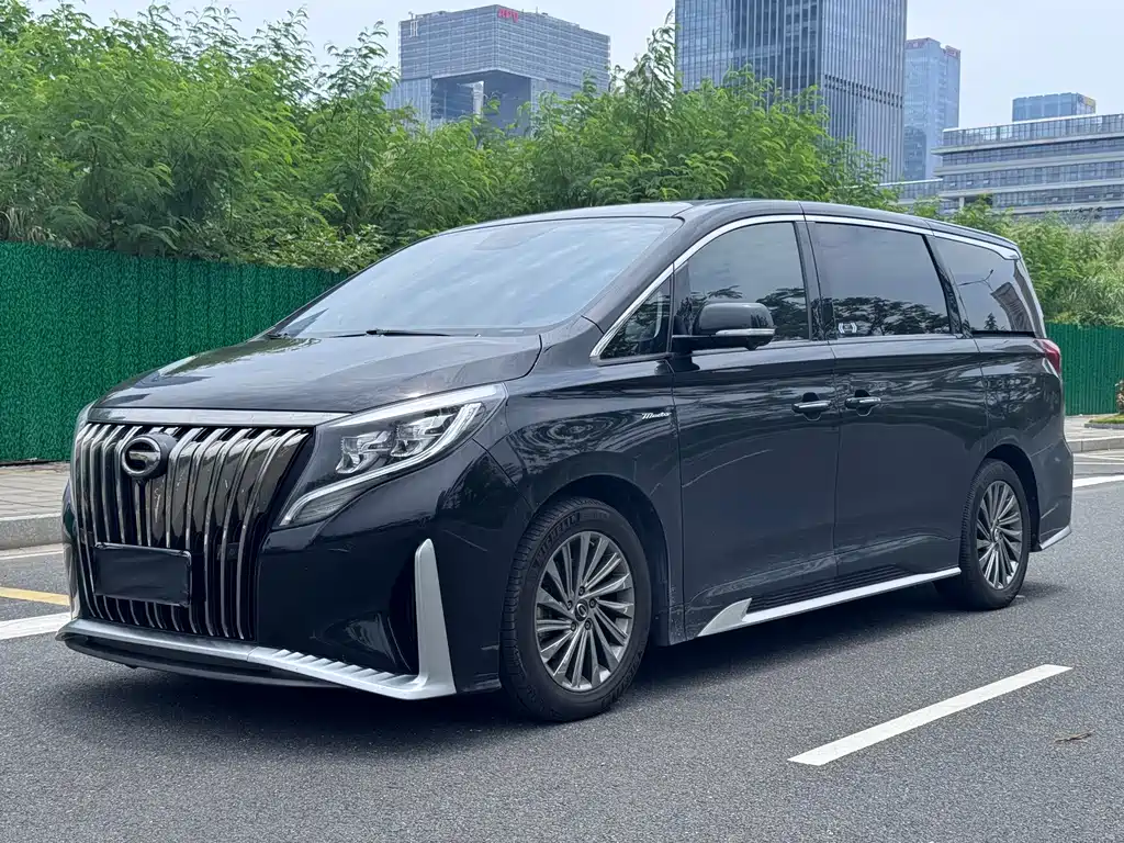 GAC Trumpchi M8 2022 — фото 1