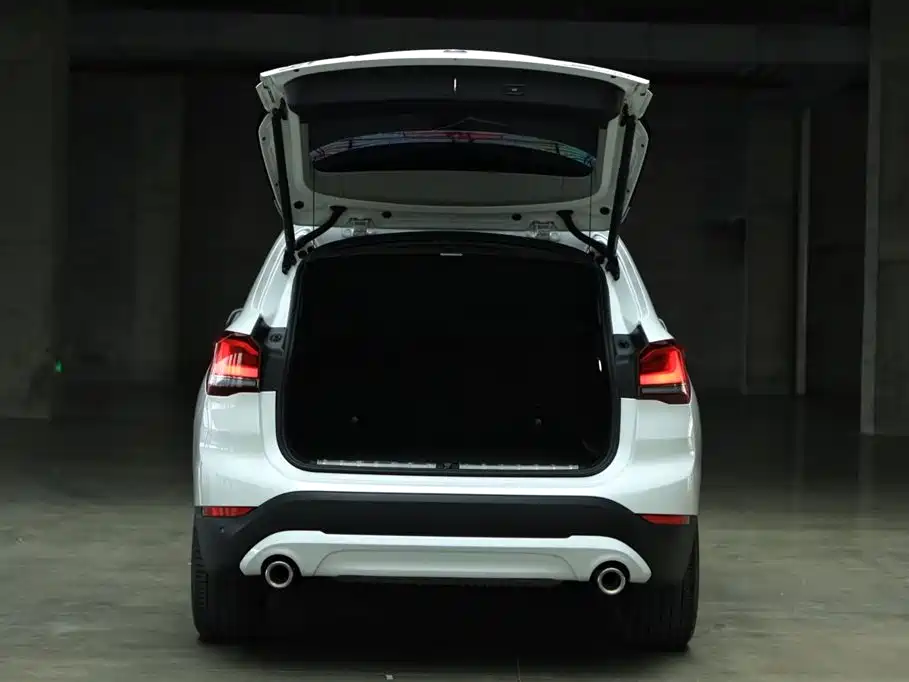 BMW X1 2022 — фото 12