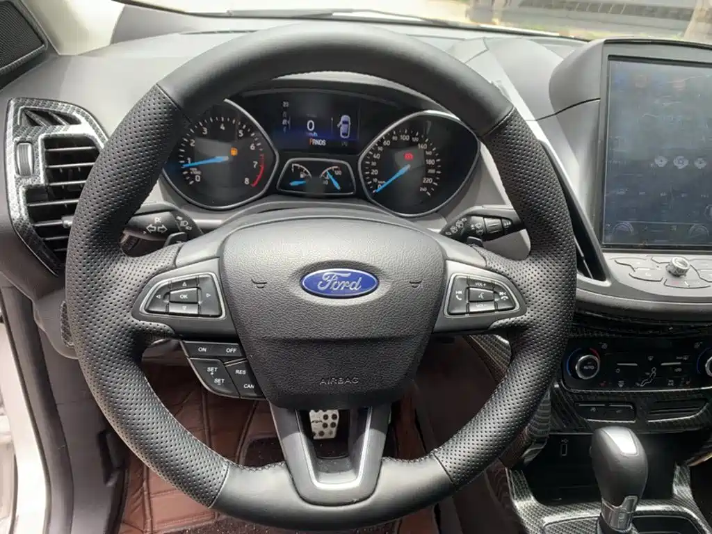 Ford Kuga 2017 — фото 7