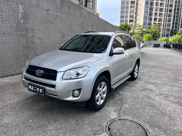Toyota RAV4 2012
