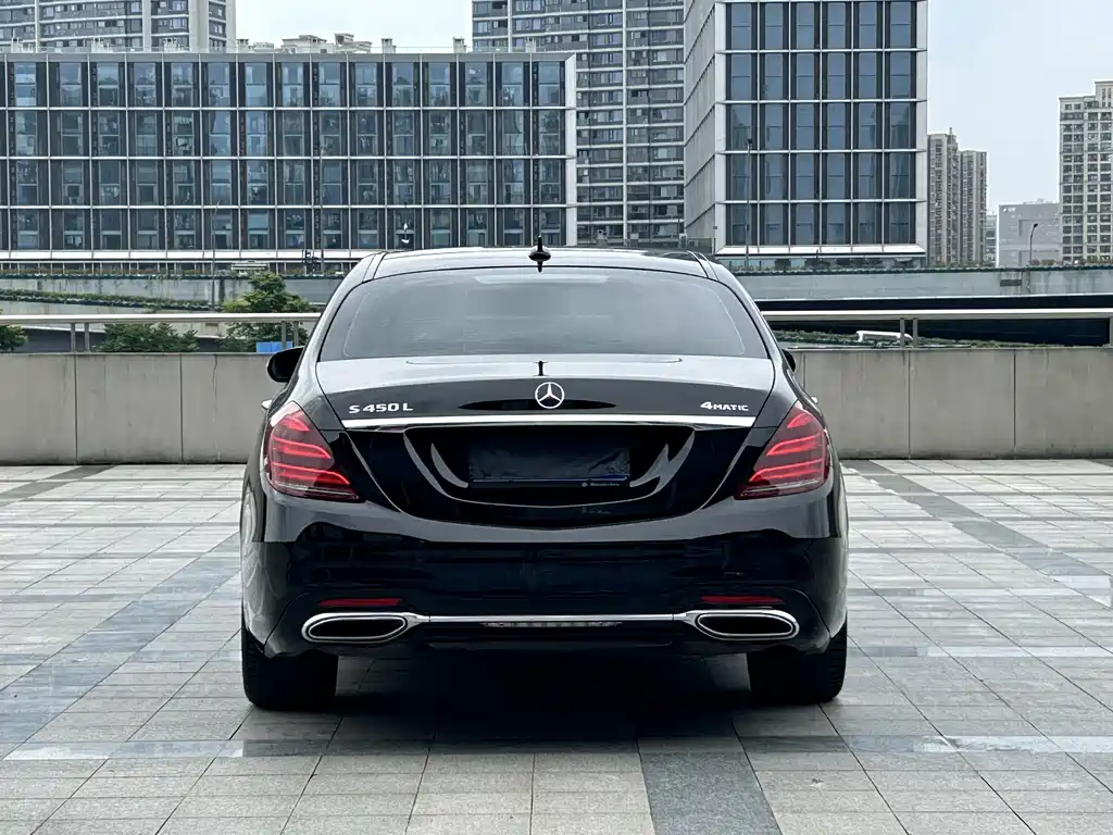 Mercedes-Benz S-Class 2020