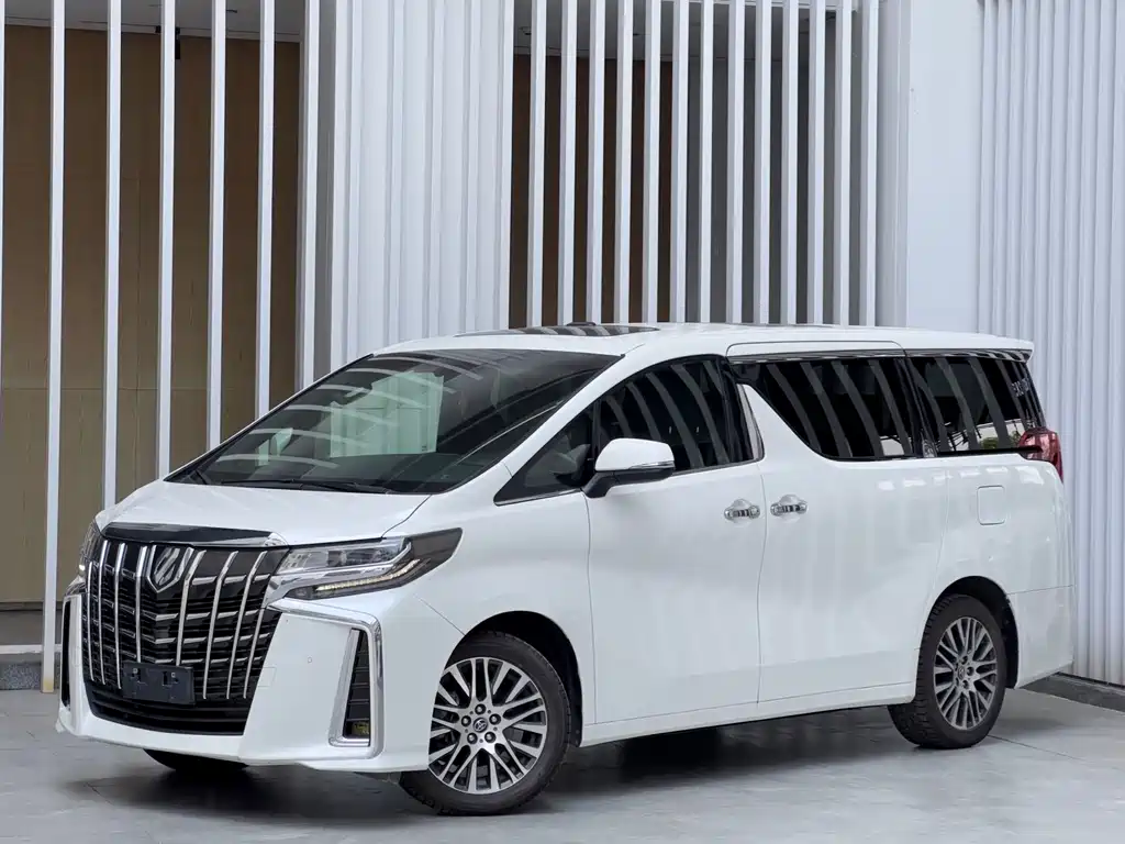 Toyota Alphard 2020 — фото 1