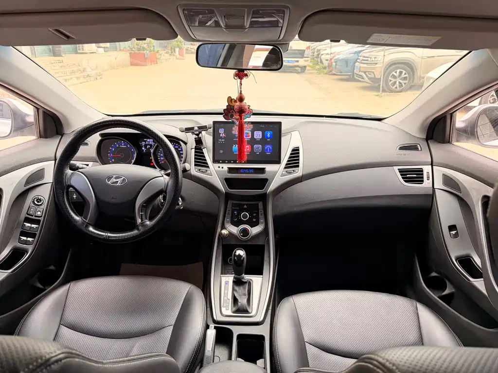Hyundai Elantra Langdong 2017 — фото 13