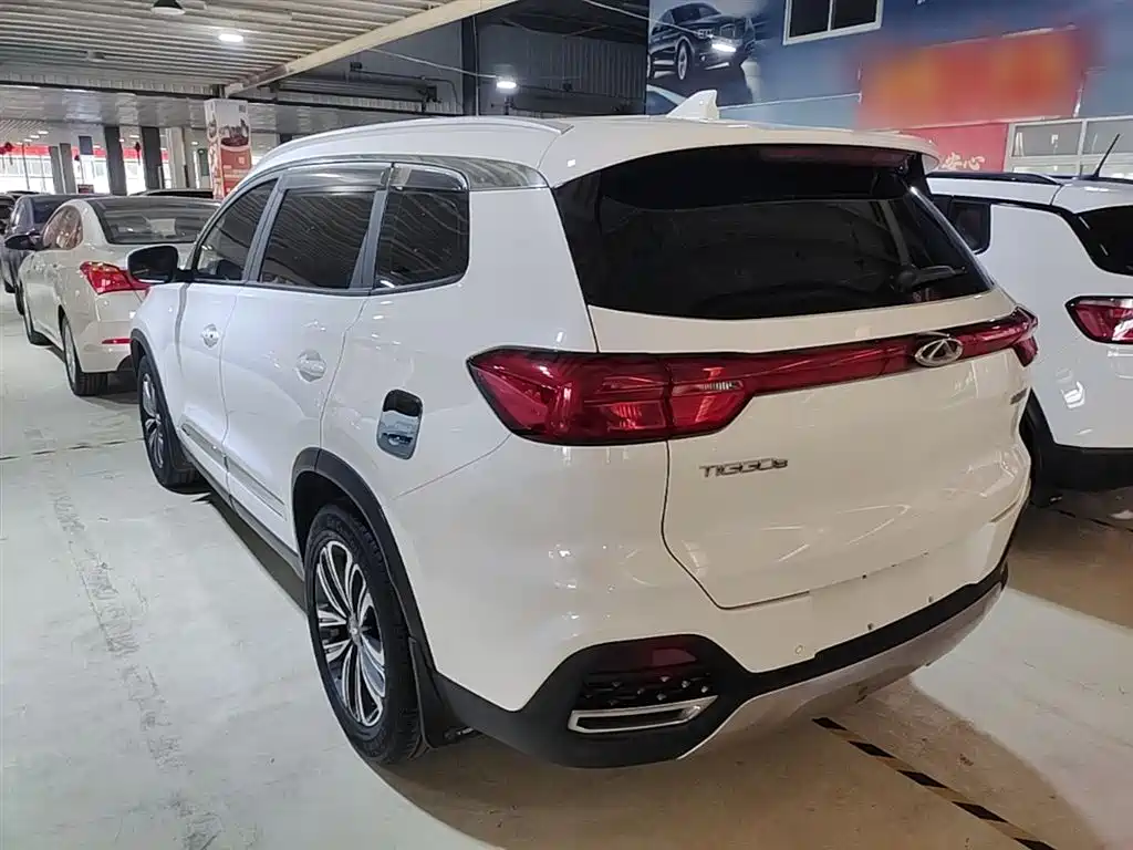 Chery Tiggo 8 2018 — фото 5