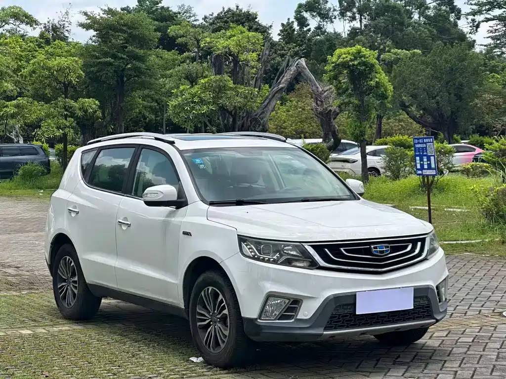Geely Vision X6 2017 — фото 3