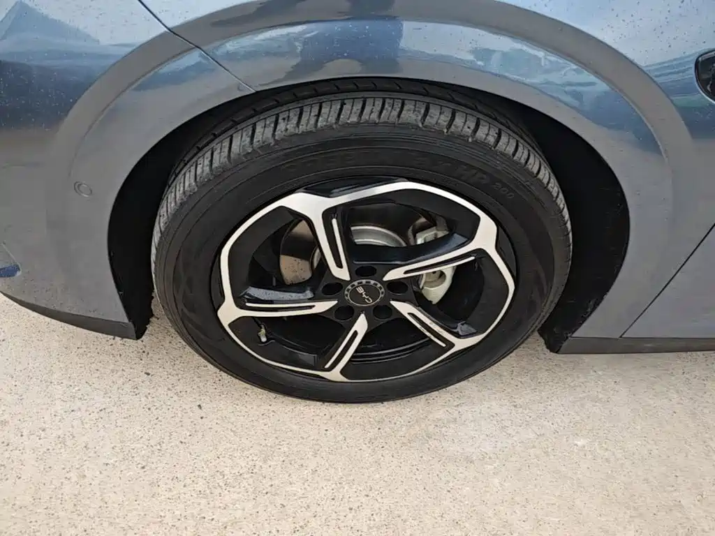 BYD Seal 06GT 2025 — фото 23