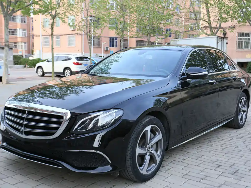 Mercedes-Benz E-Class 2019 — фото 1