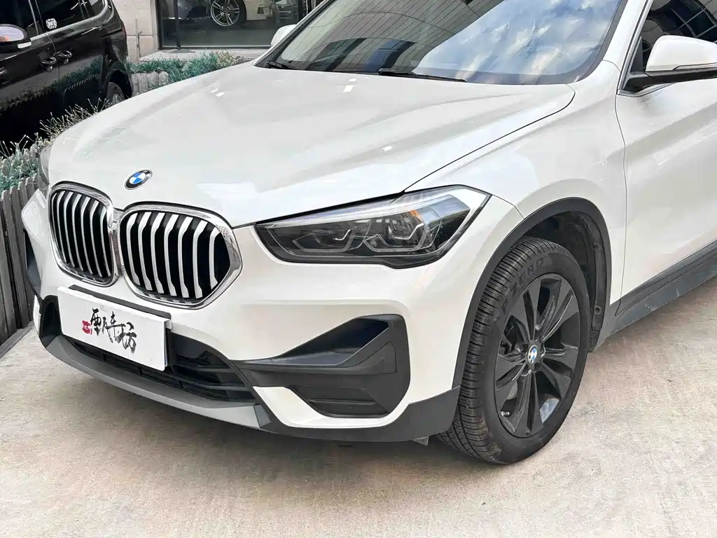 BMW X1 2019 — фото 3
