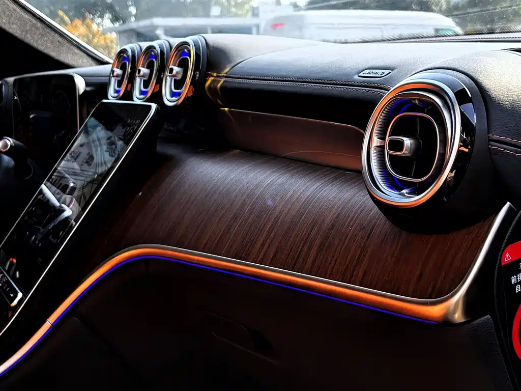 Mercedes-Benz GLC 2024 — фото 31